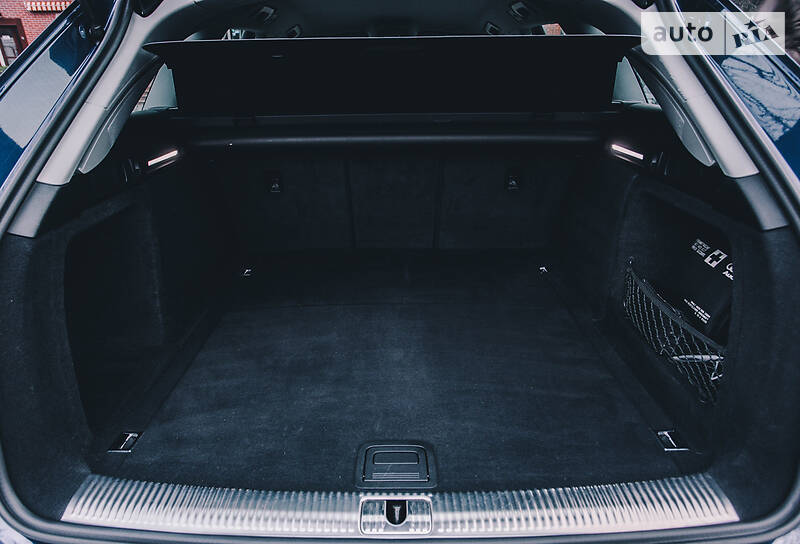 Універсал Audi A4 2016 в Києві