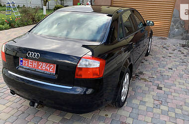 Седан Audi A4 2004 в Ровно