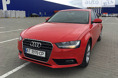 Седан Audi A4 2012 в Ивано-Франковске