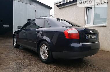 Седан Audi A4 2001 в Нововолынске