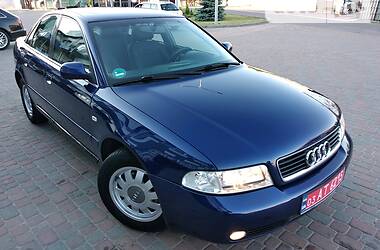 Седан Audi A4 1999 в Сарнах