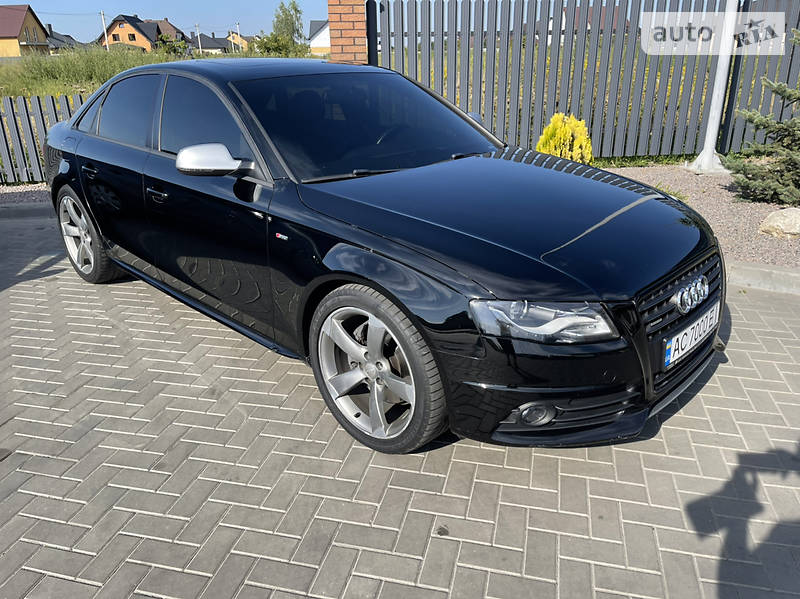 Седан Audi A4 2011 в Луцьку