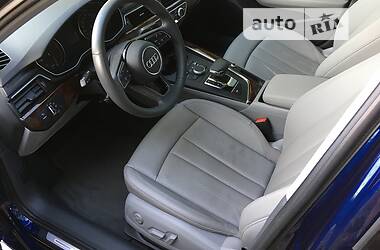 Седан Audi A4 2018 в Токмаке