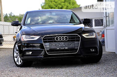 Седан Audi A4 2013 в Львове