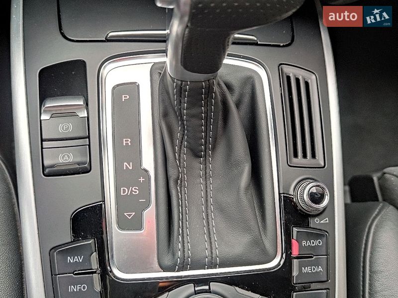 Универсал Audi A4 2014 в Луцке