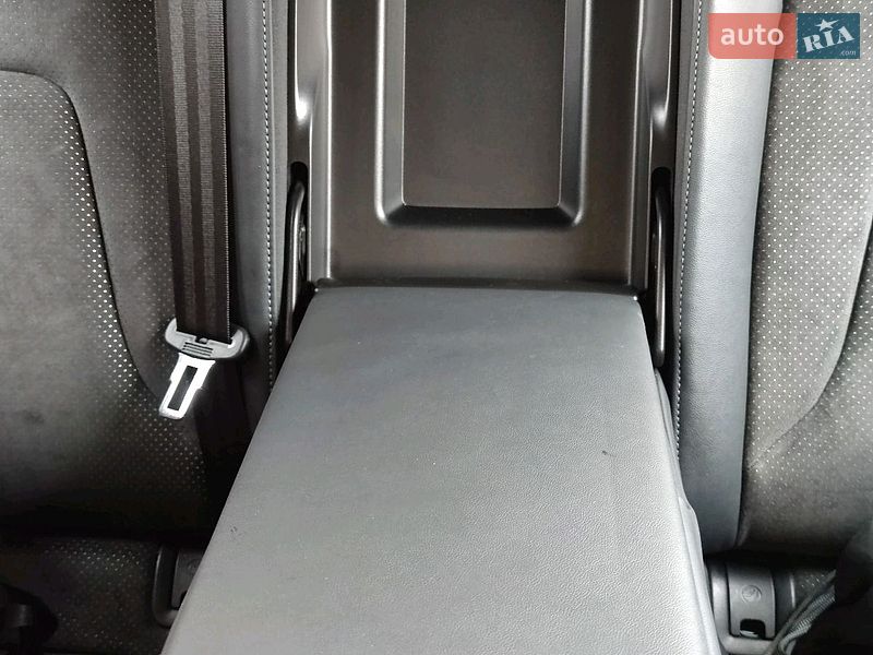 Универсал Audi A4 2014 в Луцке