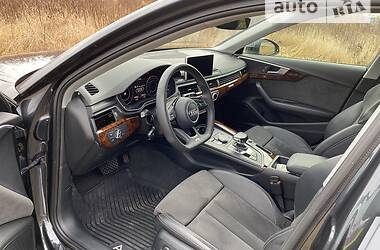 Седан Audi A4 2017 в 