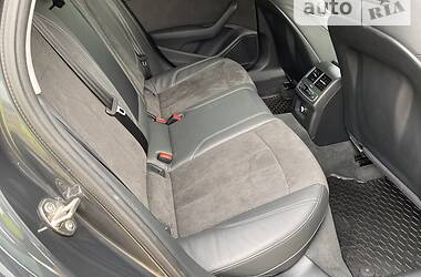 Седан Audi A4 2017 в 