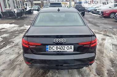 Седан Audi A4 2017 в Львове