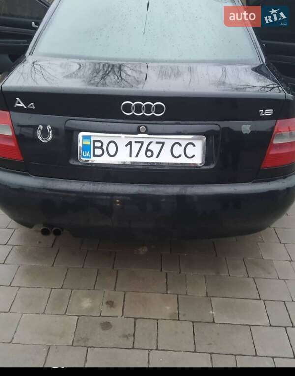 Седан Audi A4 1996 в Львове