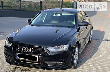 Седан Audi A4 2015 в Тернополі