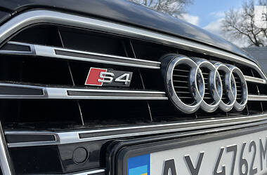 Седан Audi A4 2015 в Харькове