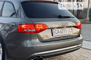 Унiверсал Audi A4 2014 в Кропивницькому