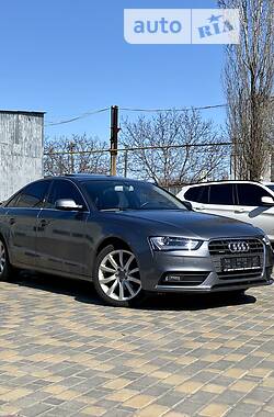 Audi A4 2015