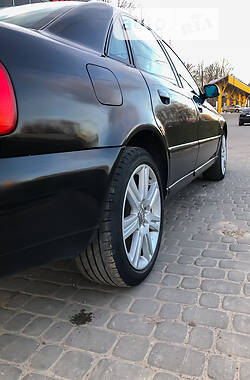 Седан Audi A4 1999 в Тернополе