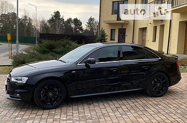 Седан Audi A4 2015 в 