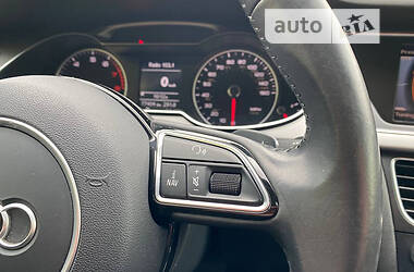 Седан Audi A4 2015 в 