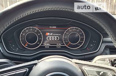 Седан Audi A4 2016 в 