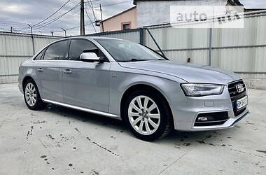 Седан Audi A4 2014 в Сумах