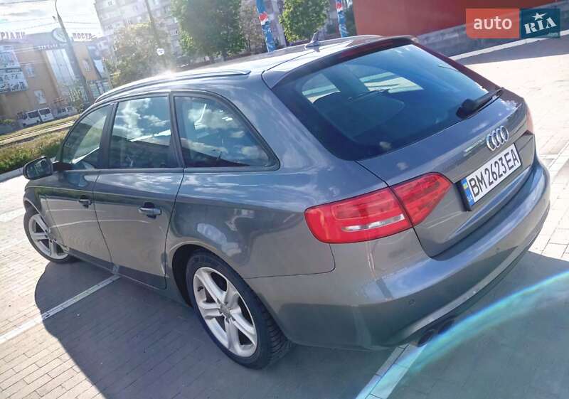Універсал Audi A4 2014 в Ромнах