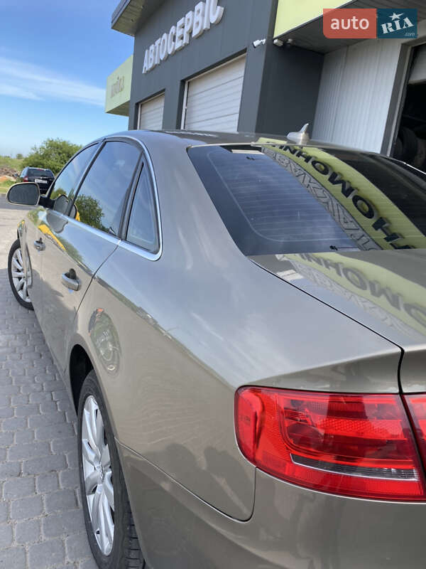 Седан Audi A4 2008 в Ирпене