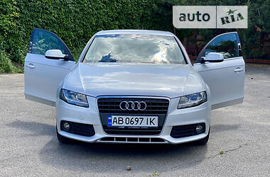 Седан Audi A4 2010 в 