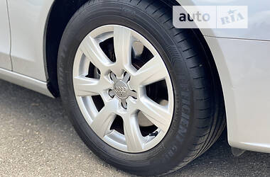 Седан Audi A4 2010 в 