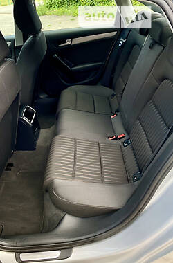 Седан Audi A4 2010 в 