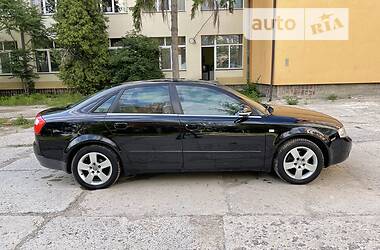 Седан Audi A4 2004 в 