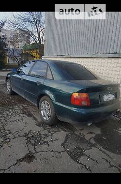 Седан Audi A4 1996 в Хмельницком