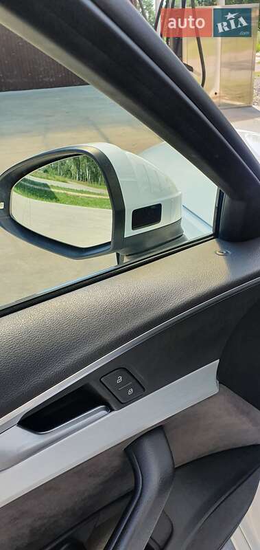 Універсал Audi A4 2018 в Славуті