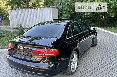 Седан Audi A4 2011 в 