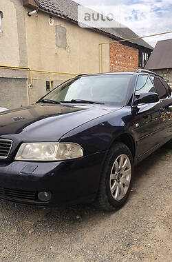 Универсал Audi A4 1999 в Хусте