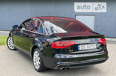 Седан Audi A4 2014 в 