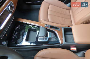 Универсал Audi A4 2019 в 