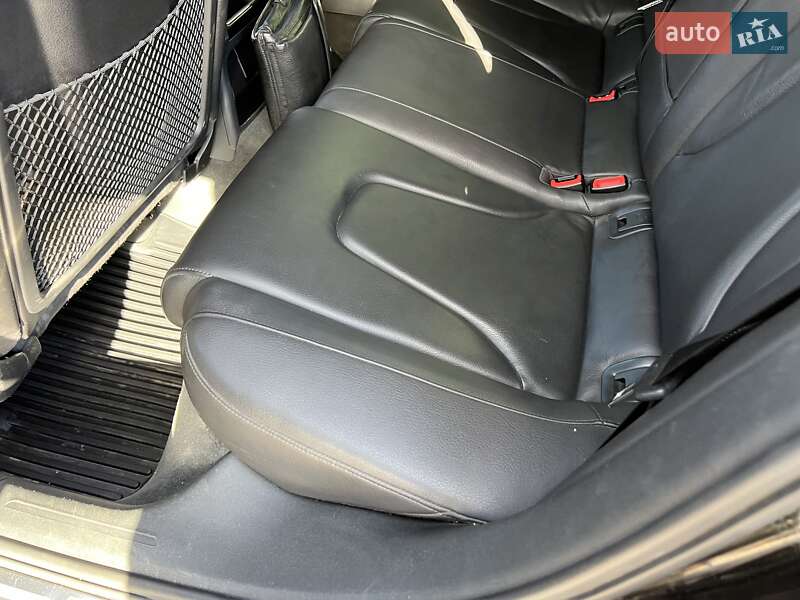 Седан Audi A4 2014 в Одессе