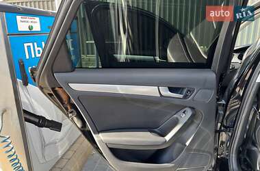 Седан Audi A4 2014 в 