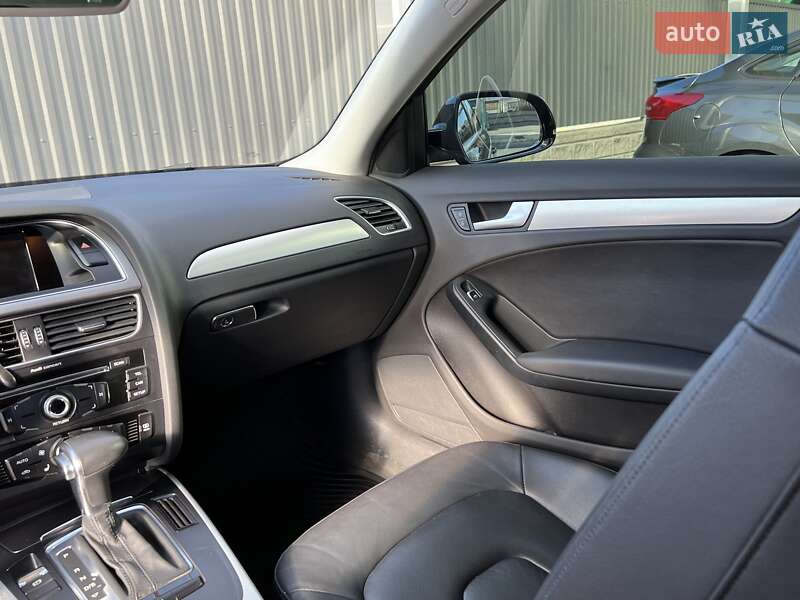 Седан Audi A4 2014 в Одессе