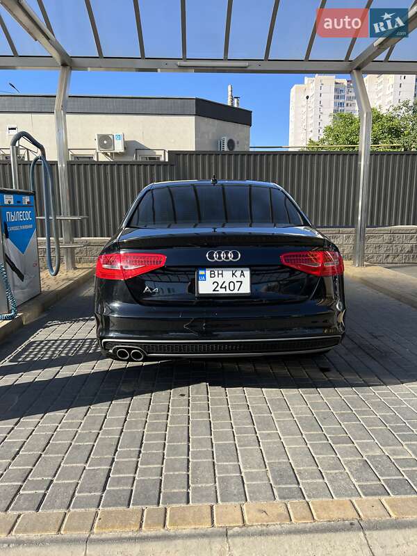Седан Audi A4 2014 в Одессе