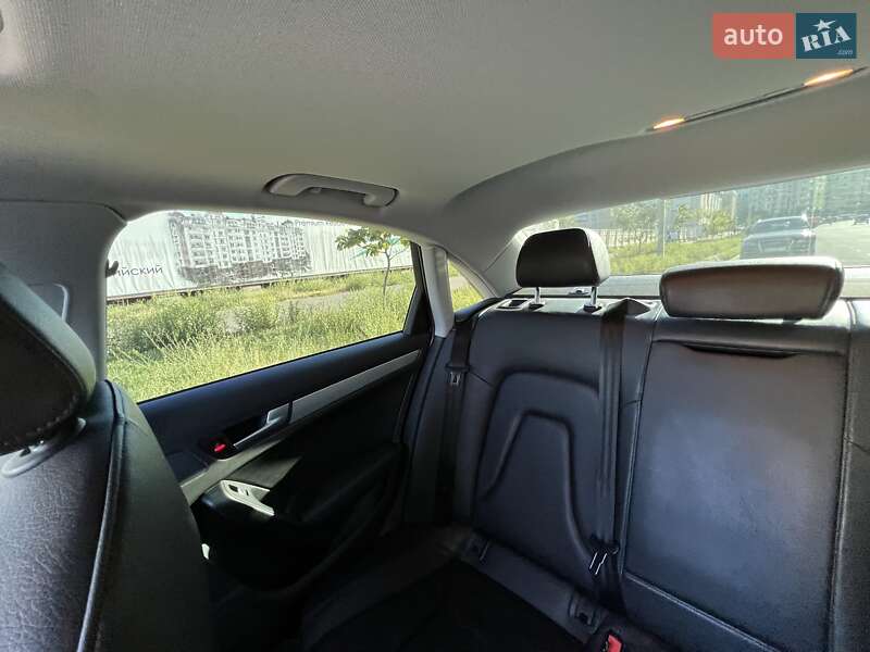 Седан Audi A4 2014 в Одессе