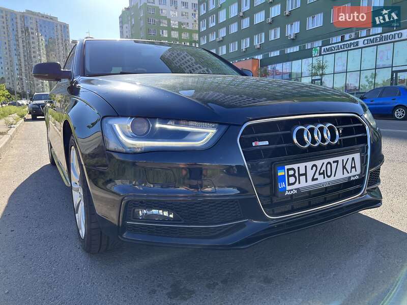 Седан Audi A4 2014 в Одессе