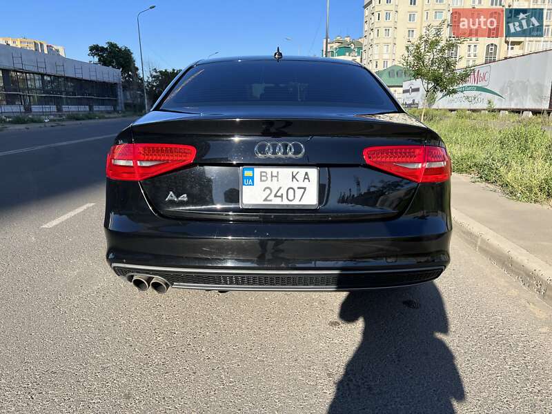 Седан Audi A4 2014 в Одессе