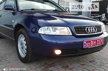 Седан Audi A4 2000 в Сарнах