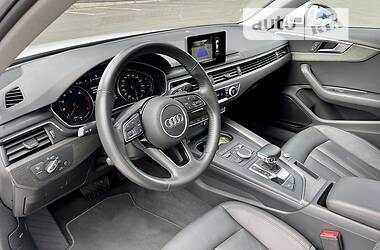 Седан Audi A4 2019 в 