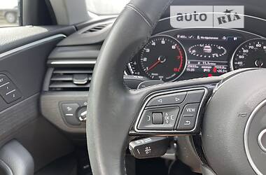 Седан Audi A4 2019 в 