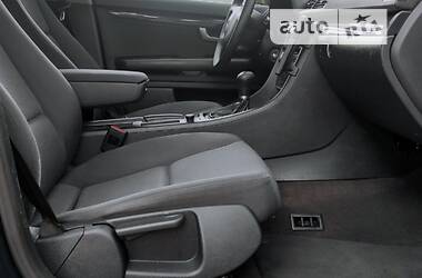 Седан Audi A4 2004 в Покровске