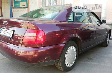 Седан Audi A4 1996 в Полтаві