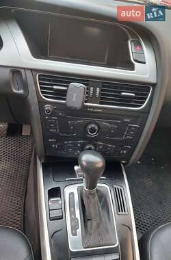 Седан Audi A4 2011 в Ивано-Франковске