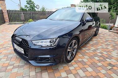 Седан Audi A4 2016 в 