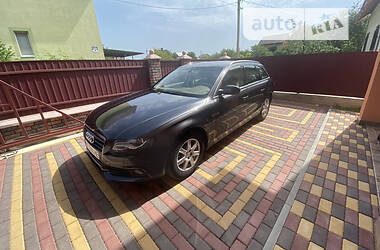 Универсал Audi A4 2010 в Ивано-Франковске